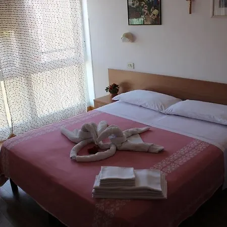Ξενοδοχείο Harmony 2*